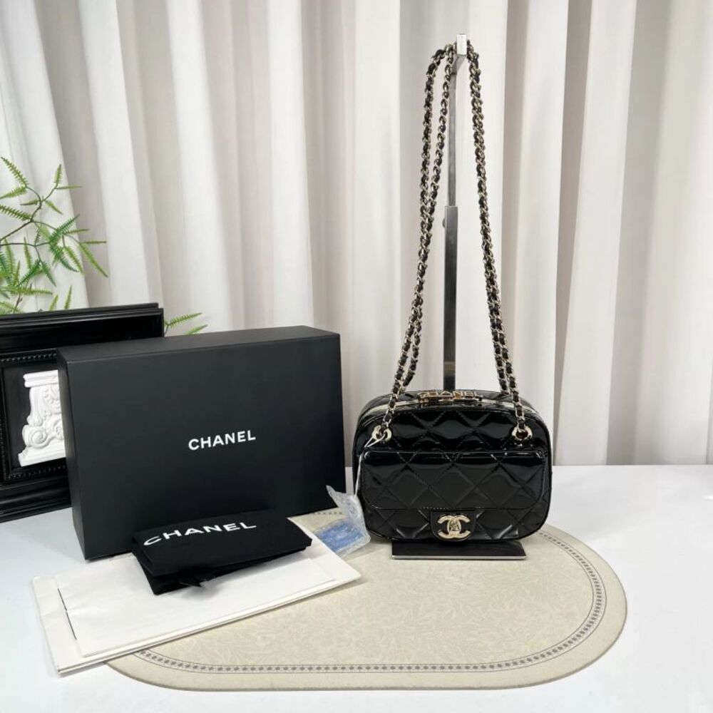 Chanel Women Pre-Loved Bag Very Good Condition